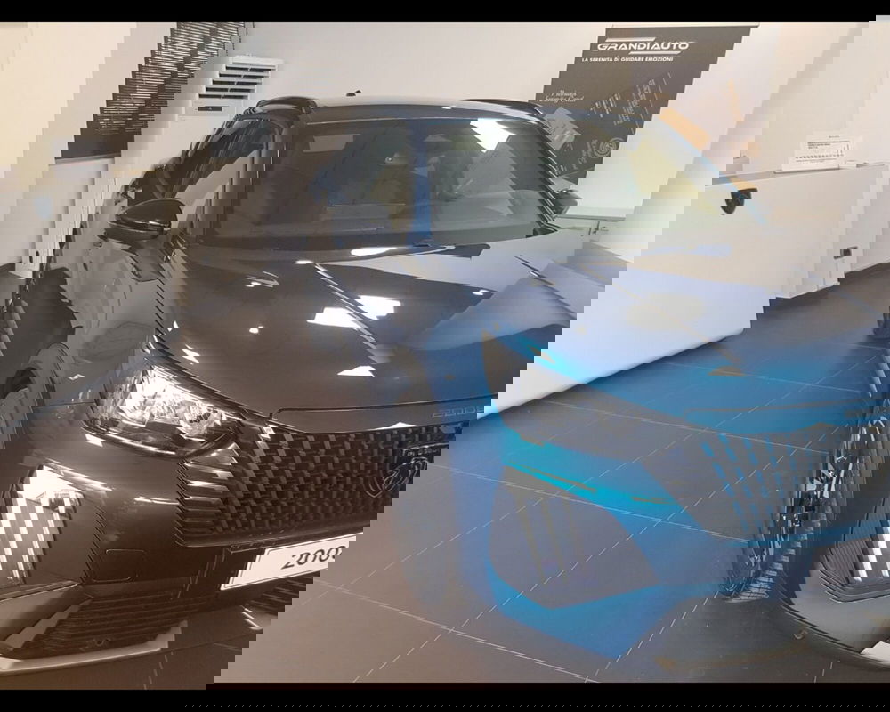 Peugeot 2008 nuova a Imperia (4)