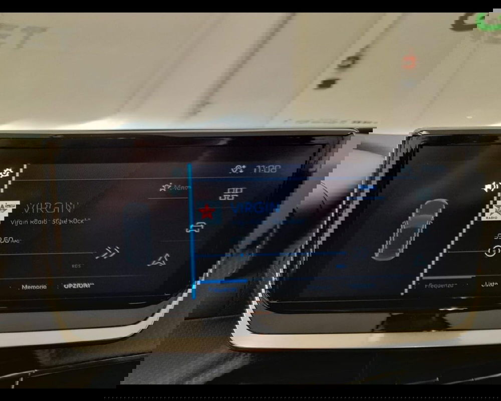 Peugeot 2008 nuova a Imperia (13)