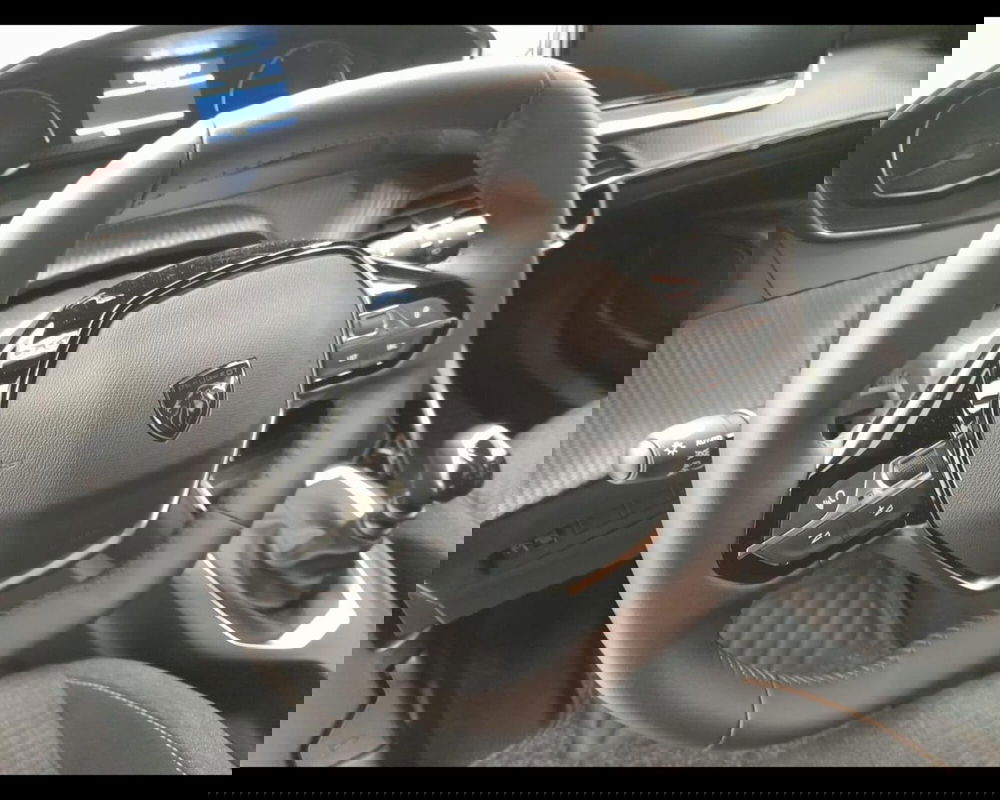 Peugeot 2008 nuova a Imperia (8)