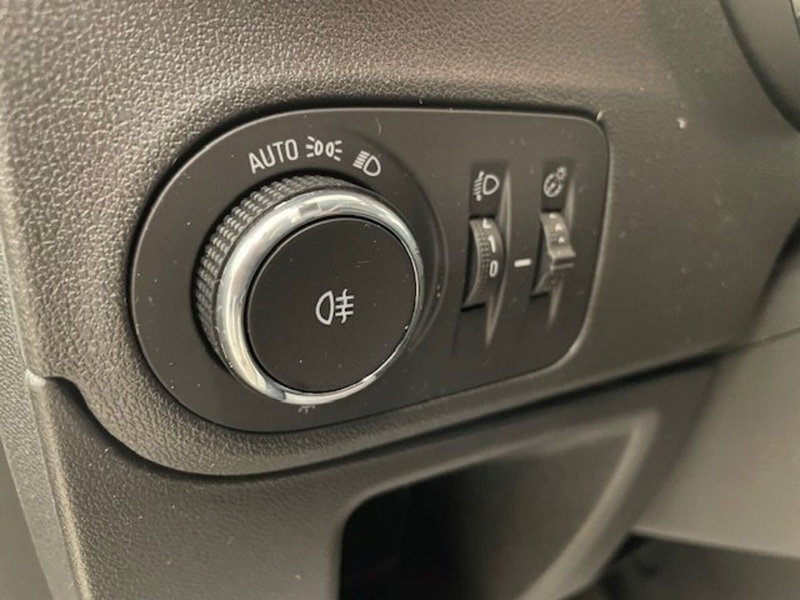 Opel Crossland usata a Alessandria (12)