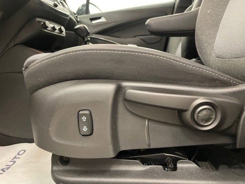 Opel Crossland usata a Alessandria (17)