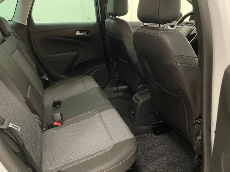 Opel Crossland usata a Alessandria (18)