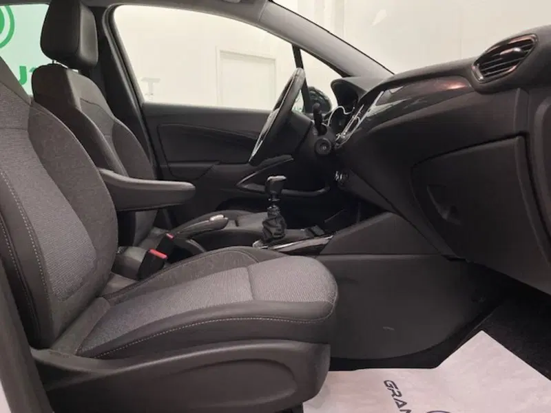 Opel Crossland usata a Alessandria (9)
