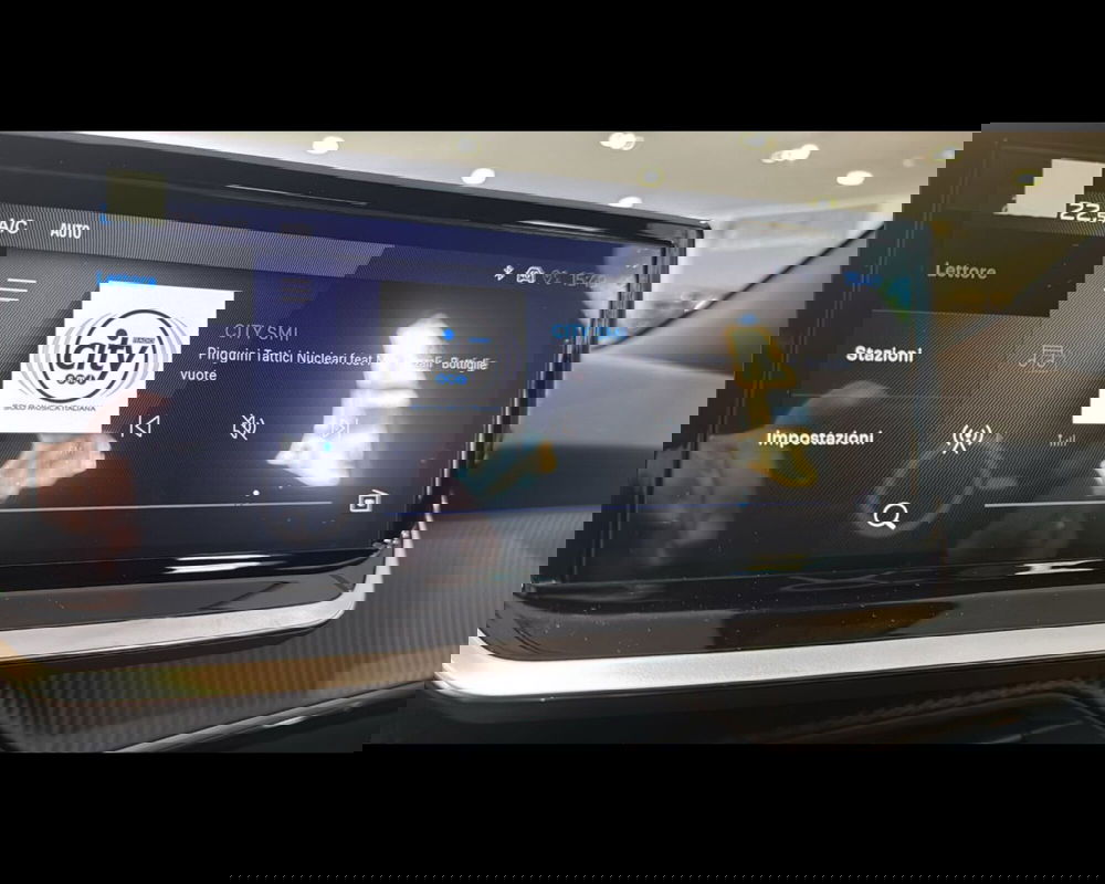 Peugeot 2008 nuova a Savona (13)