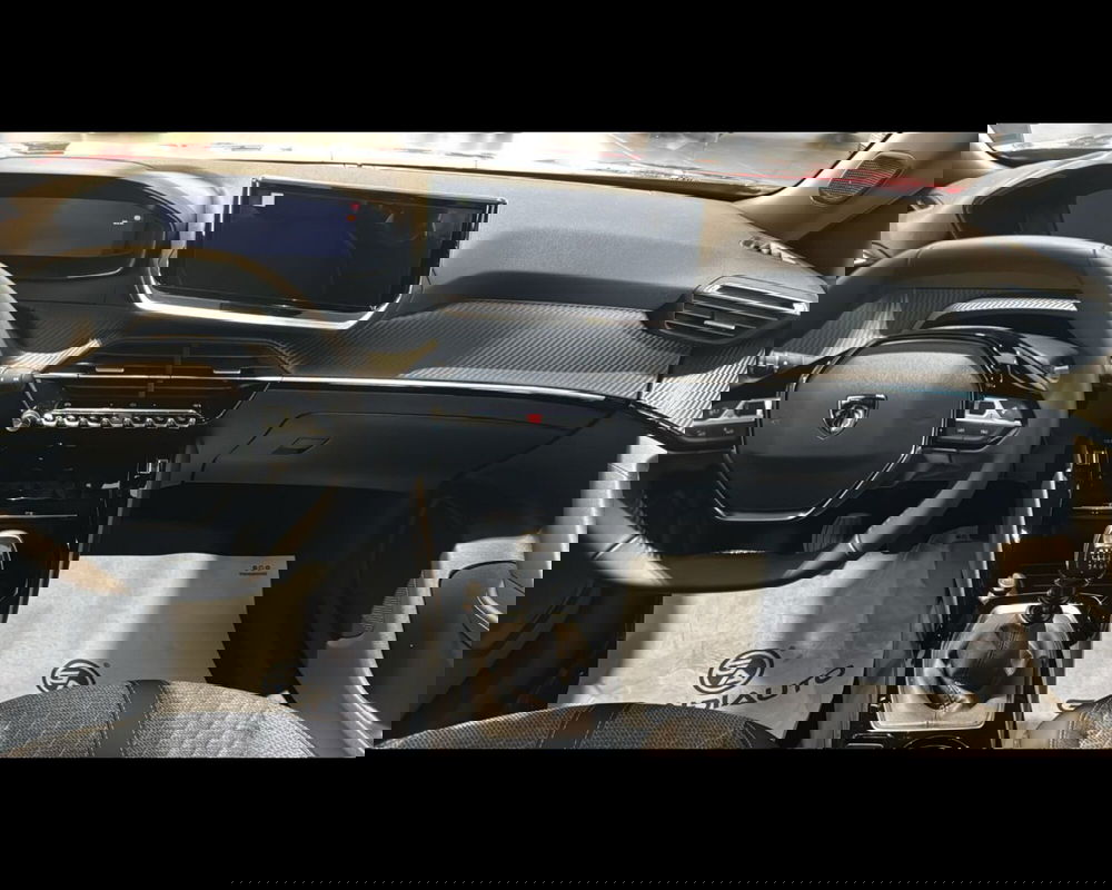 Peugeot 2008 nuova a Savona (16)