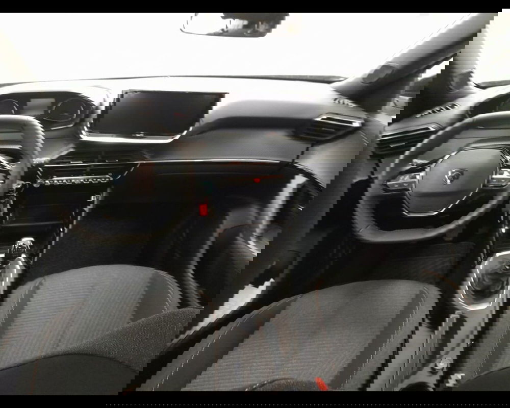 Peugeot 2008 nuova a Alessandria (15)