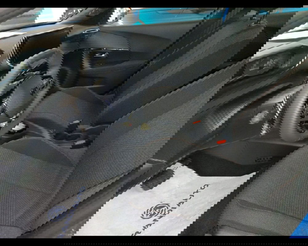 Peugeot 2008 nuova a Alessandria (11)