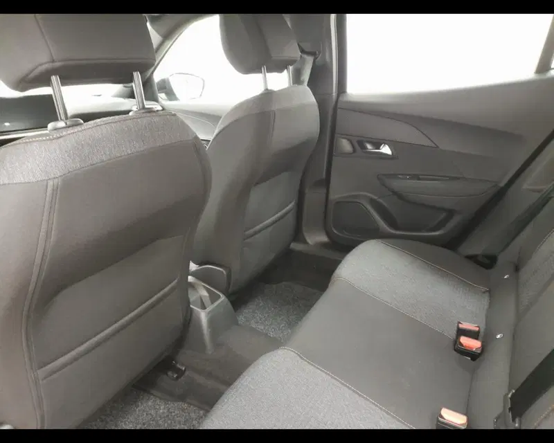 Peugeot 2008 nuova a Asti (17)