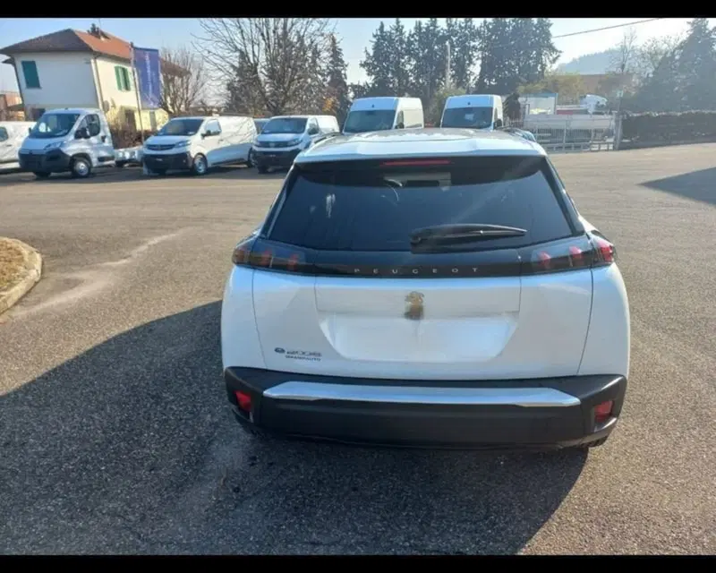 Peugeot 2008 nuova a Alessandria (4)