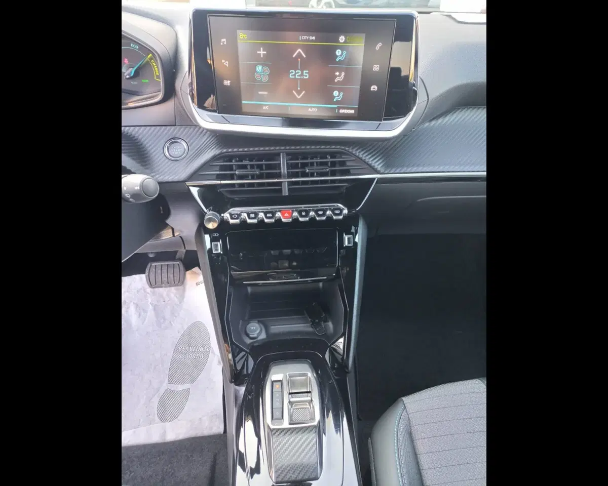 Peugeot 2008 nuova a Alessandria (6)