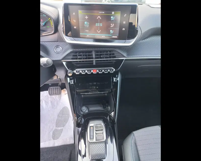 Peugeot 2008 nuova a Alessandria (6)