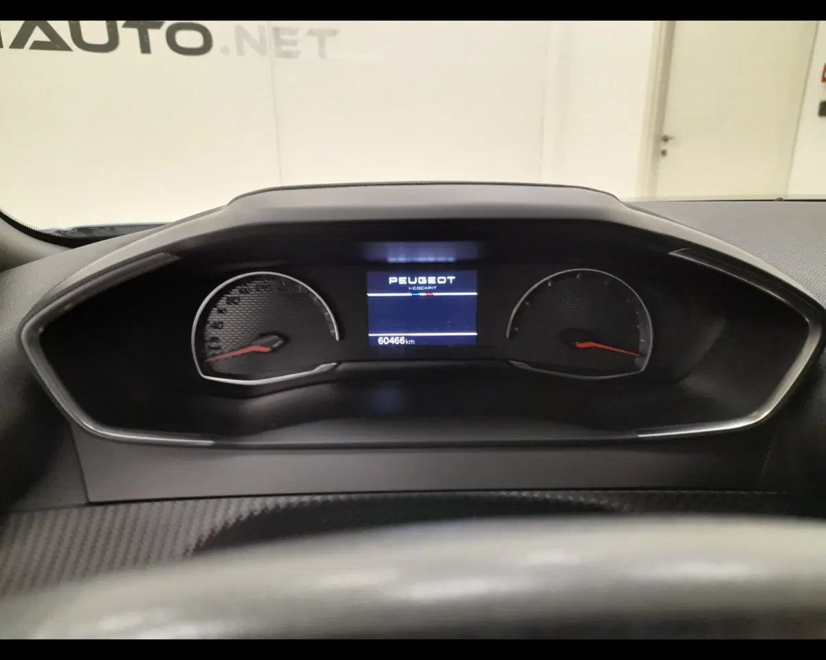 Peugeot 2008 usata a Alessandria (13)