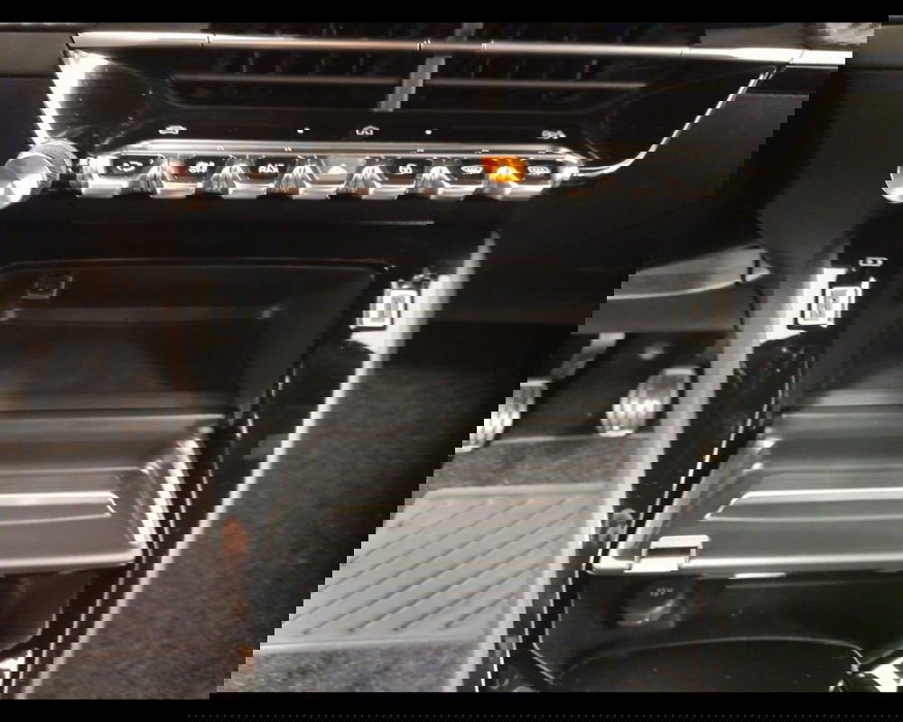 Peugeot 2008 usata a Alessandria (12)