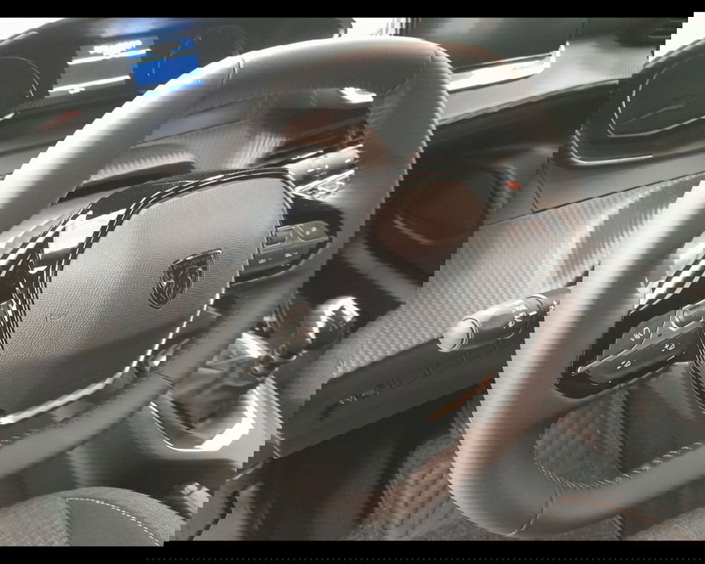 Peugeot 2008 nuova a Alessandria (10)