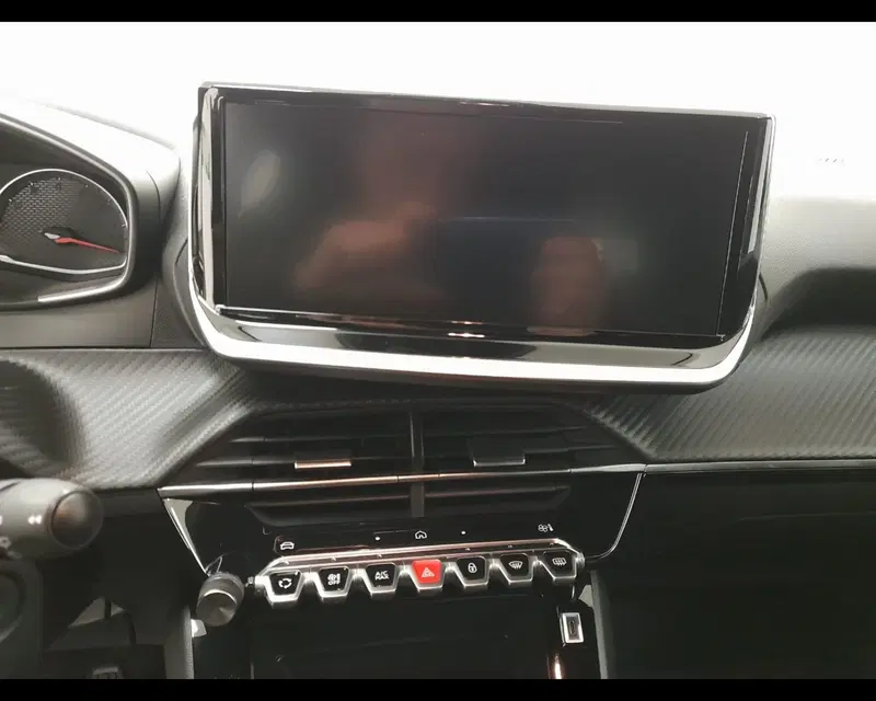 Peugeot 2008 nuova a Alessandria (13)
