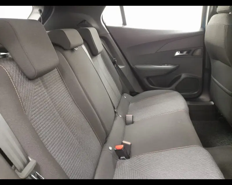 Peugeot 2008 nuova a Alessandria (17)
