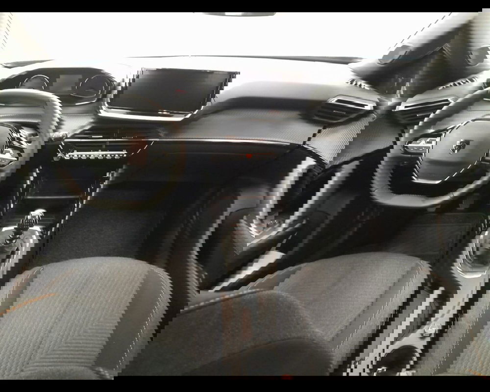 Peugeot 2008 nuova a Alessandria (9)