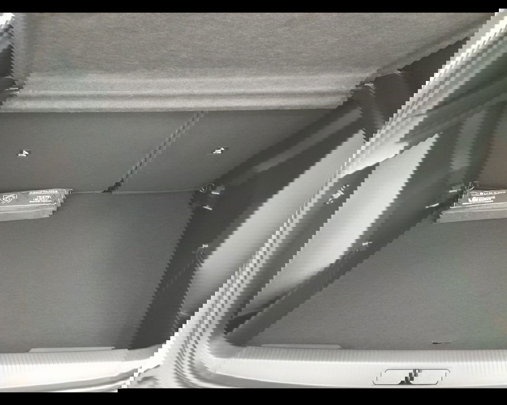 Peugeot 2008 nuova a Alessandria (14)