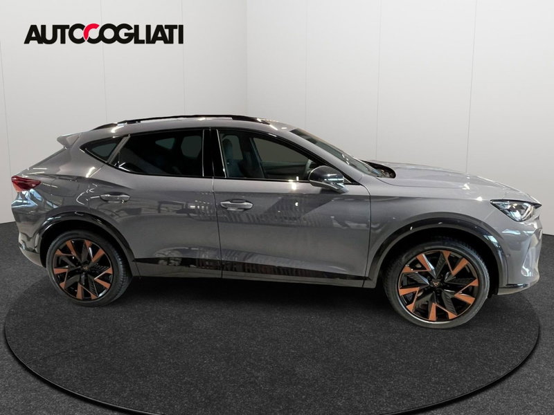 Cupra Formentor nuova a Lecco (2)