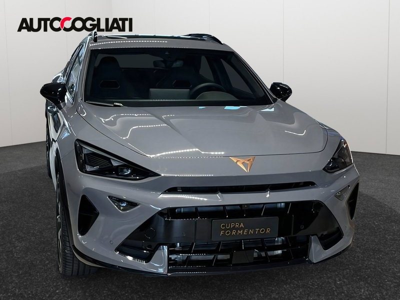 Cupra Formentor nuova a Lecco (3)