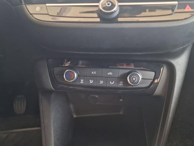 Opel Corsa usata a Salerno (18)