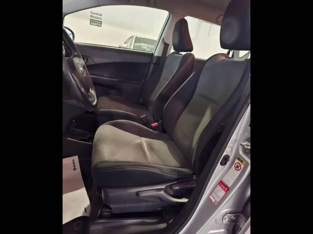 Toyota Verso-S usata a Torino (13)