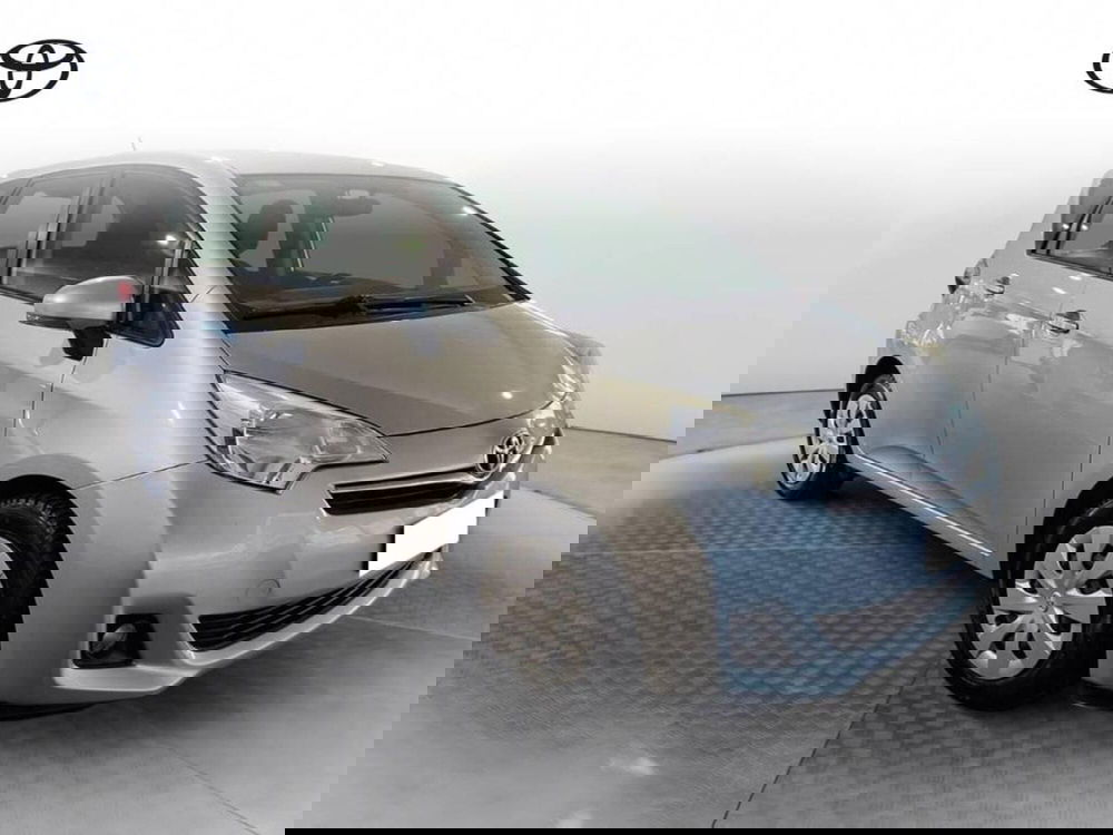 Toyota Verso-S usata a Torino (3)