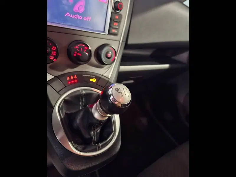 Toyota Verso-S usata a Torino (9)