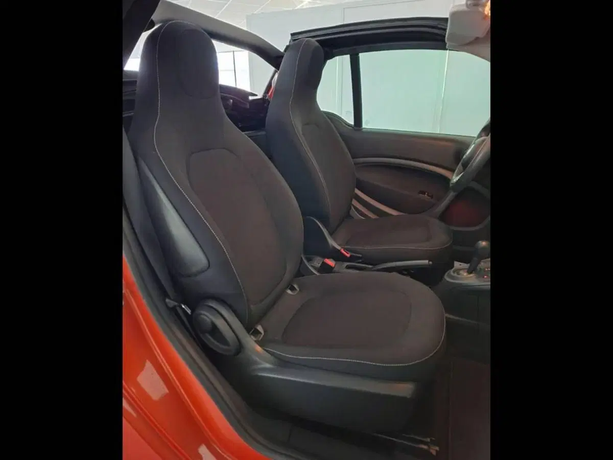 smart Fortwo Cabrio usata a Torino (14)