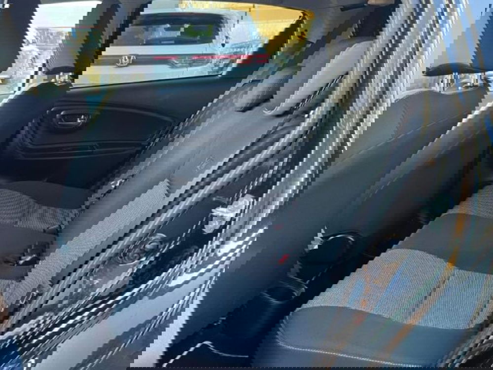 Toyota Yaris usata a Lucca (10)