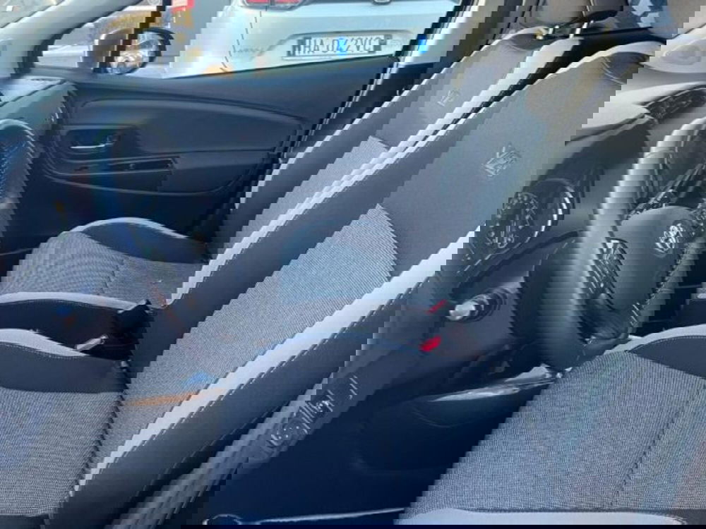 Toyota Yaris usata a Lucca (8)