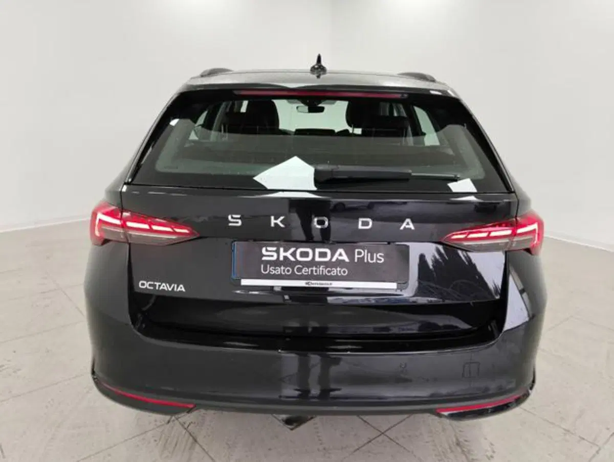 Skoda Octavia Station Wagon usata a Como (7)