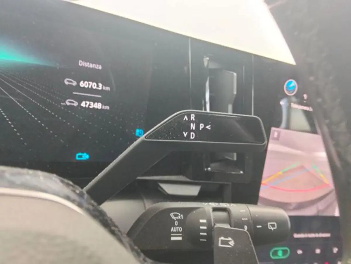 Renault Megane E-Tech Electric usata a Como (13)