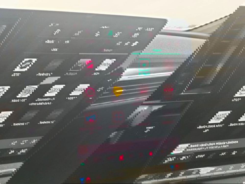 Renault Megane E-Tech Electric usata a Como (15)