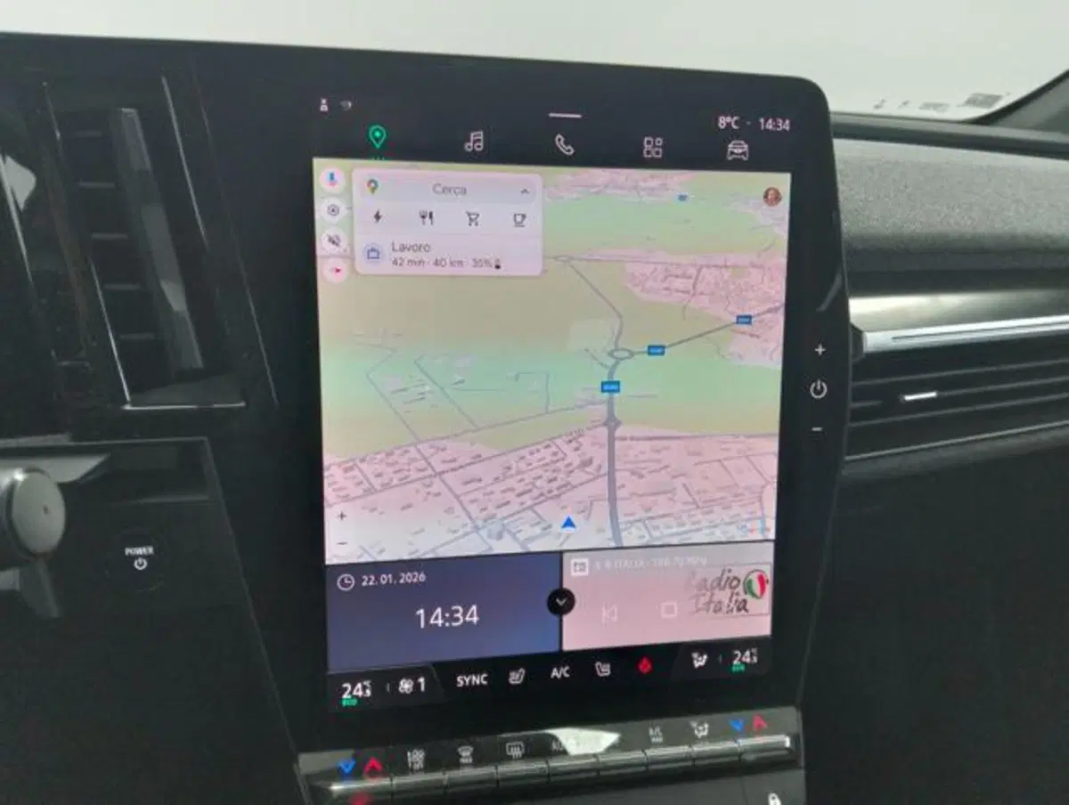 Renault Megane E-Tech Electric usata a Como (19)