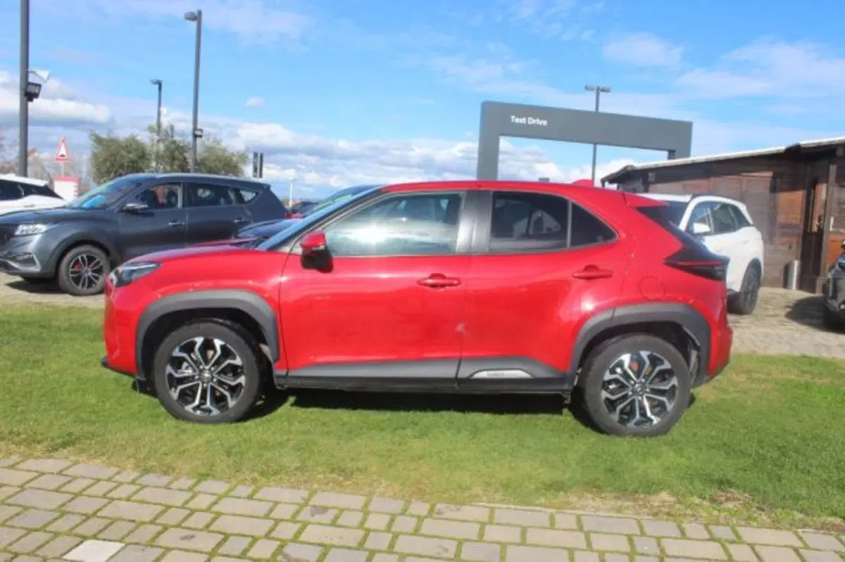 Toyota Yaris Cross usata a Roma (2)
