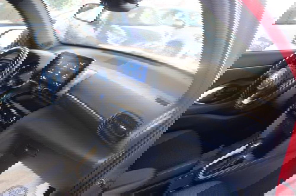 Toyota Yaris Cross usata a Roma (6)