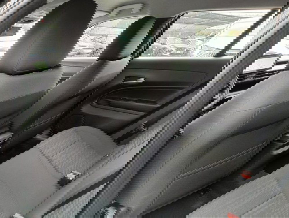 Jeep Avenger nuova a Brescia (10)