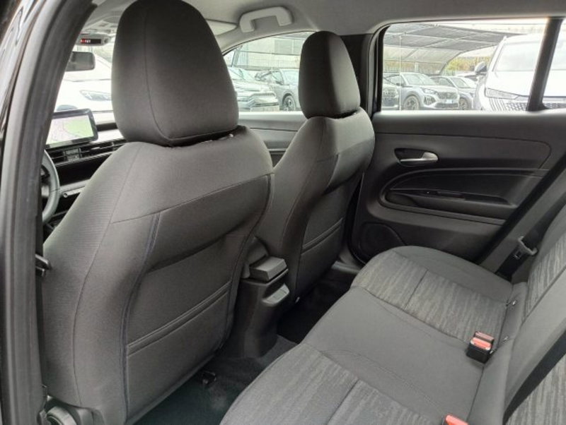 Jeep Avenger nuova a Brescia (10)