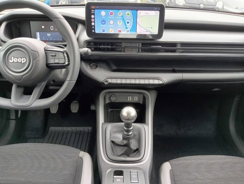 Jeep Avenger nuova a Brescia (16)
