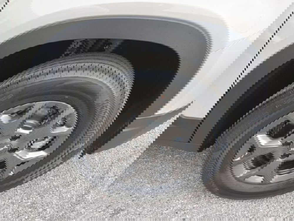 Jeep Avenger nuova a Brescia (18)