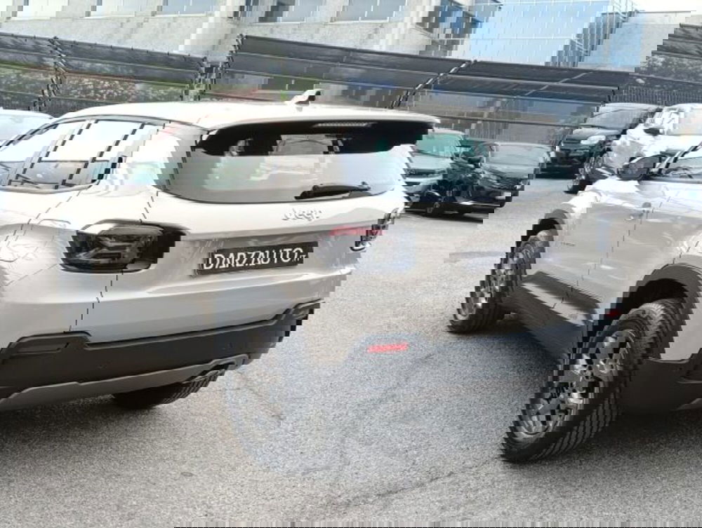 Jeep Avenger nuova a Brescia (19)