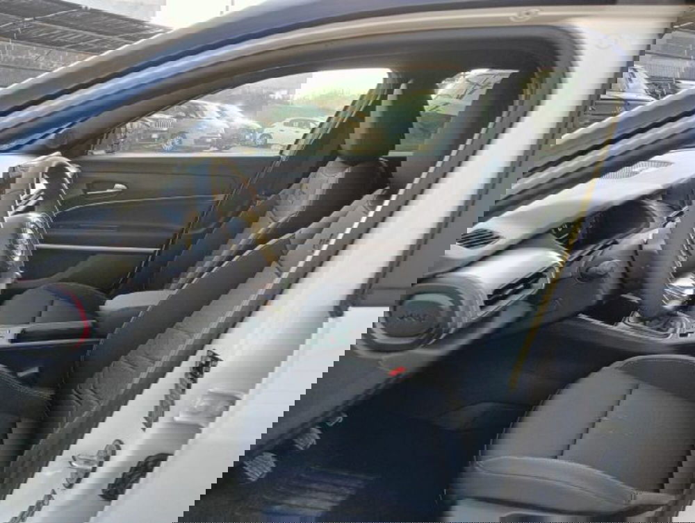 Jeep Avenger nuova a Brescia (9)