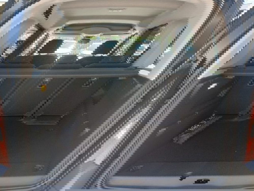 Peugeot Rifter nuova a Brescia (16)