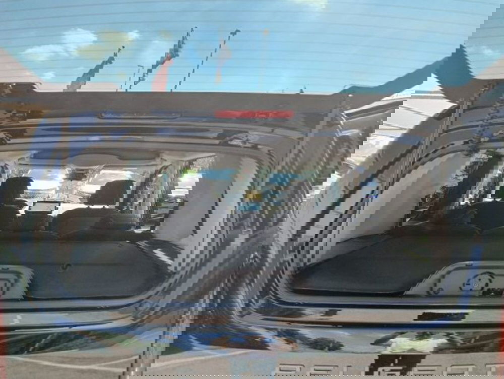 Peugeot Rifter nuova a Brescia (17)