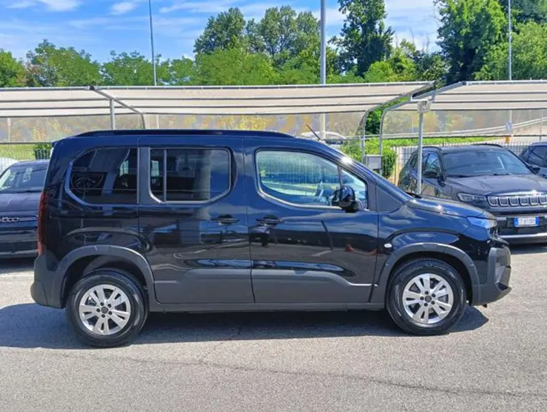 Peugeot Rifter nuova a Brescia (4)
