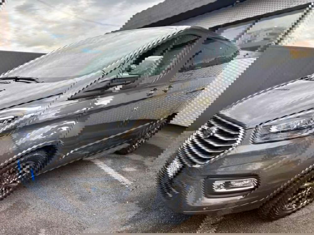 Ford Tourneo Custom usata a Pesaro-Urbino (2)