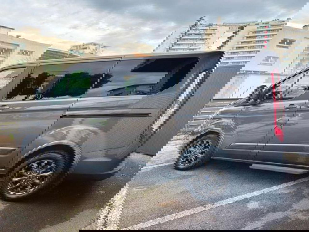 Ford Tourneo Custom usata a Pesaro-Urbino (5)