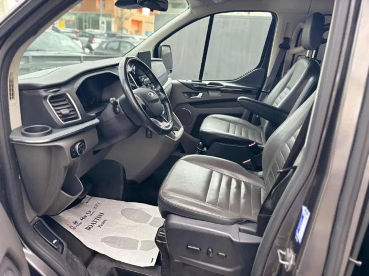 Ford Tourneo Custom usata a Pesaro-Urbino (6)