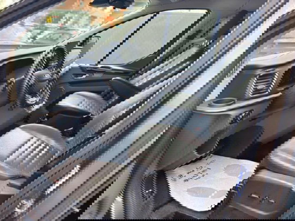 Ford Tourneo Custom usata a Pesaro-Urbino (6)